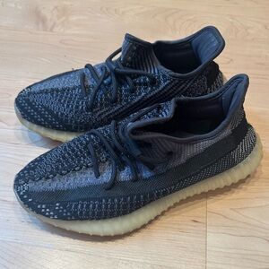 Yeezy boost 350 carbon